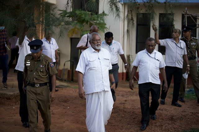 EPDP டக்ளஸ் கைது:  யாழில் வெடி வெடித்து கொண்டாடியவர்கள் யார் ?