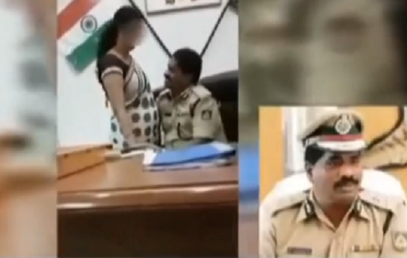 பொலிஸ் அலுவலகத்தில் இளம் பெண்னுடன்  DGP-யின்  லீலைகள்.. தீயாய் பரவும் வீடியோ இதோ!